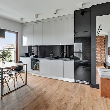 Downtown Apartments River View Gdansk Bagian luar foto