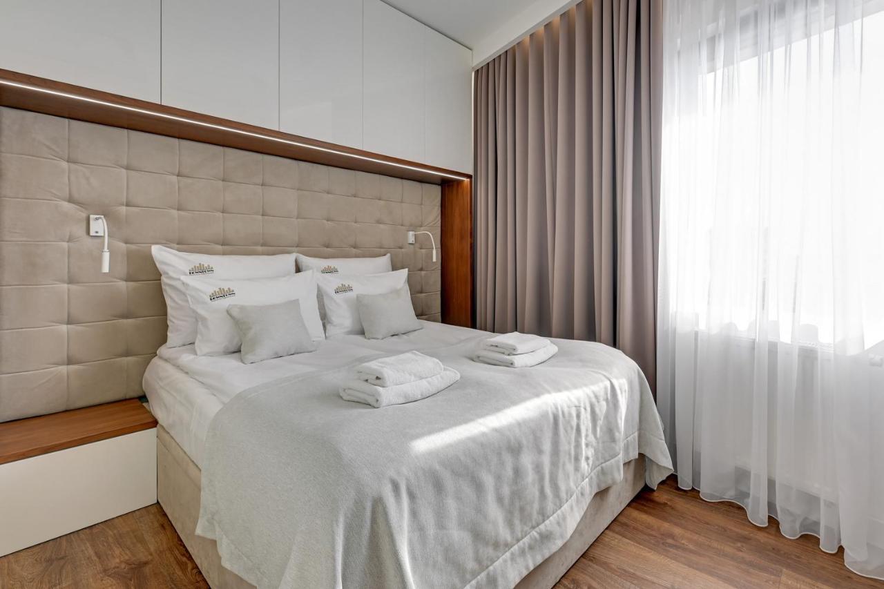 Downtown Apartments River View Gdansk Bagian luar foto