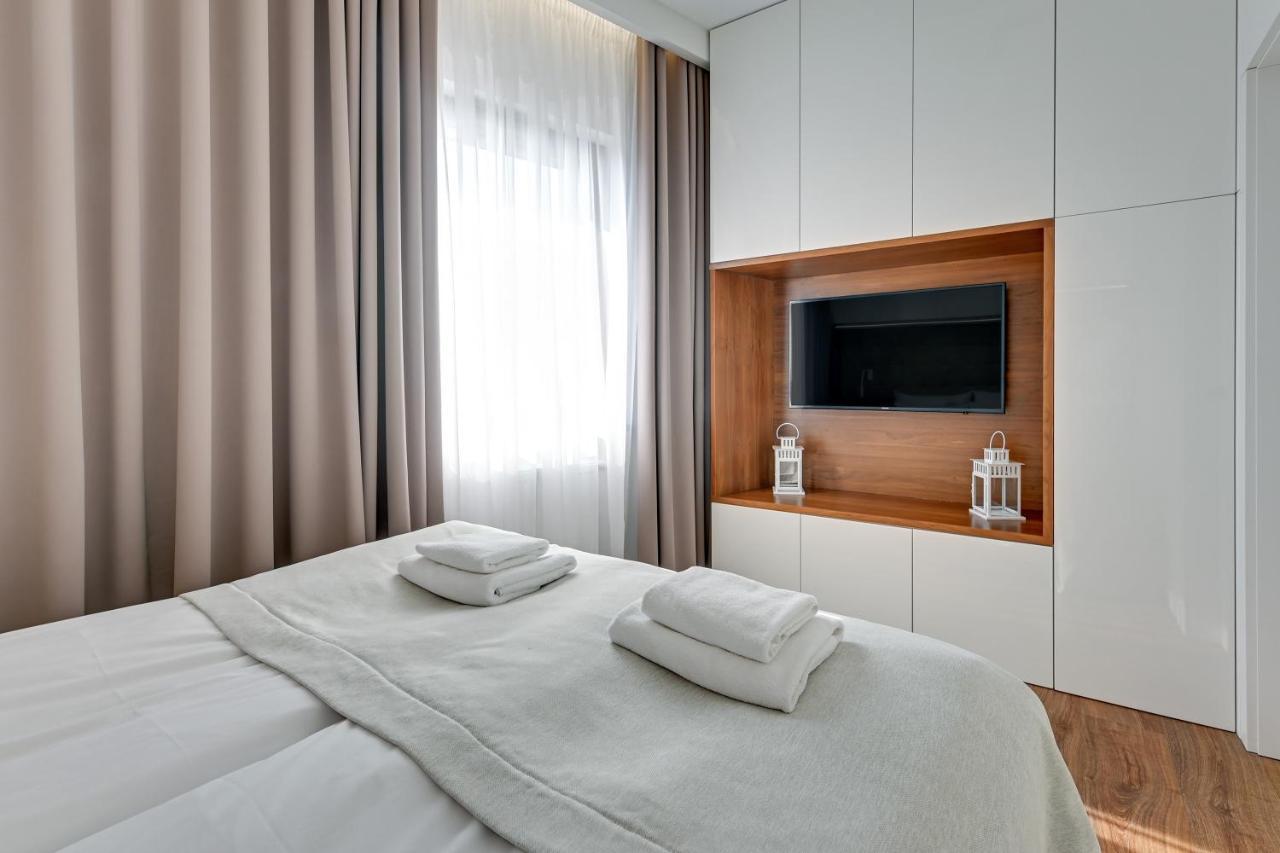 Downtown Apartments River View Gdansk Bagian luar foto